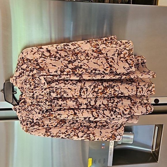 💕JOIE💕 Chelsse Short Sleeve 100% Silk Blouse Top ~ Pale Mauve Print L NWT - Picture 8 of 15